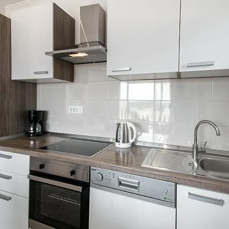 Luce Apartament Makarska