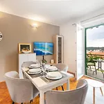 Luce Apartman Makarska
