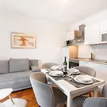 Luce Apartman *