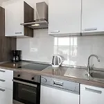 Luce Apartman Makarska