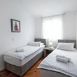 Apartman Luce *