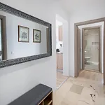 Luce Apartman *