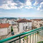 Luce Makarska