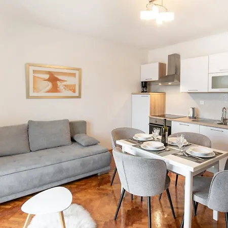 Luce Apartmán Makarská