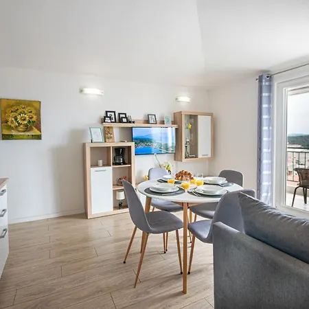 Luce Apartament *