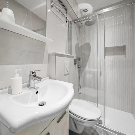 Luce Apartament Makarska