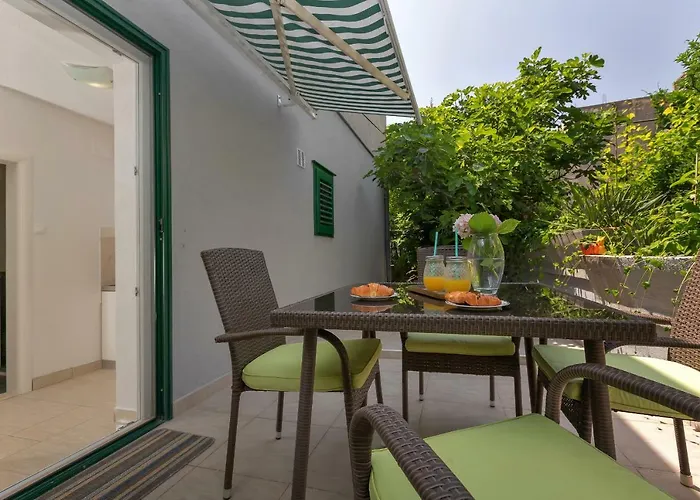 Luce * מאקרסקה